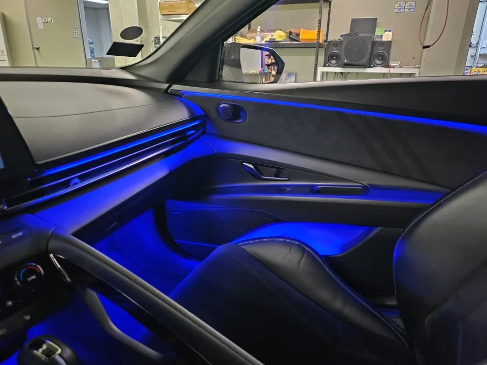 Hyundai Elantra ambient lighting - Hyundai Elantra Ambient Lighting Review — Custom Glow Motion Aero photo 4