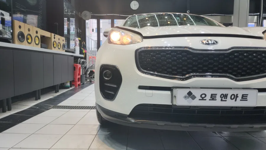 Kia Sportage QL body repair - Kia Sportage QL Headlight Restoration Review photo 4