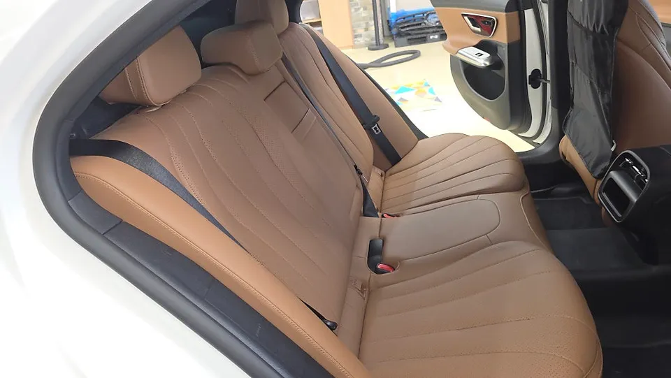 Mercedes-Benz E-Class W214 interior customization - Mercedes-Benz E-Class W214 Interior Customization Review photo 4