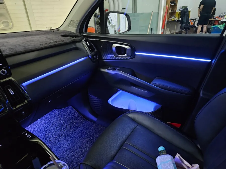 Kia Sorento MQ4 ambient lighting review