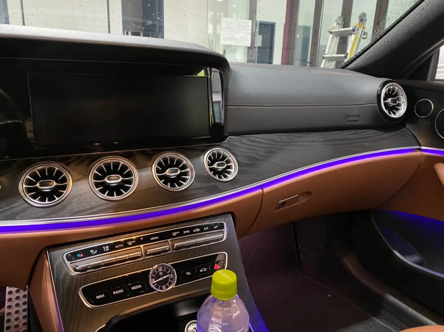 Mercedes-Benz E-Class W213 Ambient Lighting Review — Cost photo 2