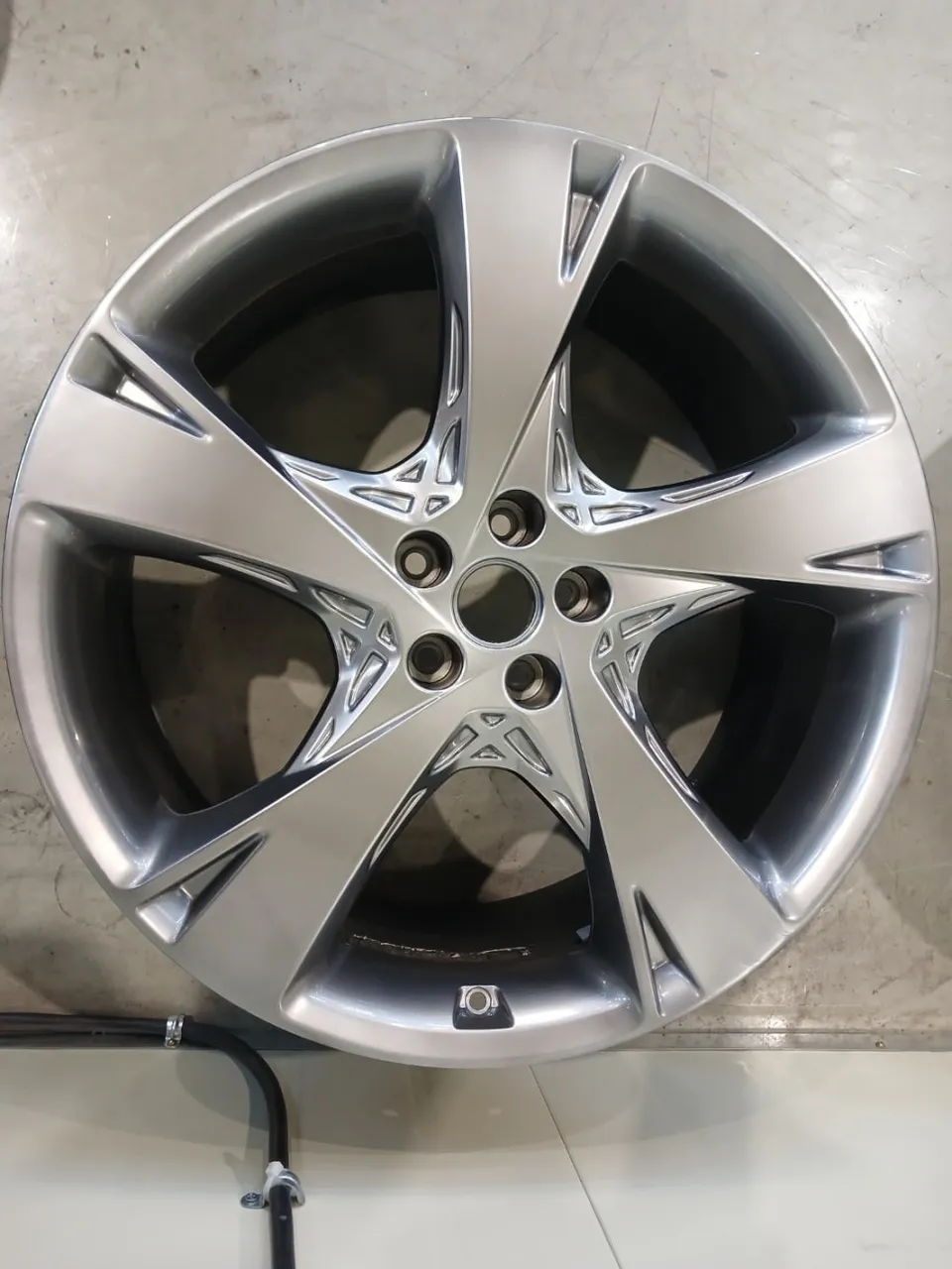 Genesis GV80 Wheel Repair & Refinishing Review — Professional Restoration Results After