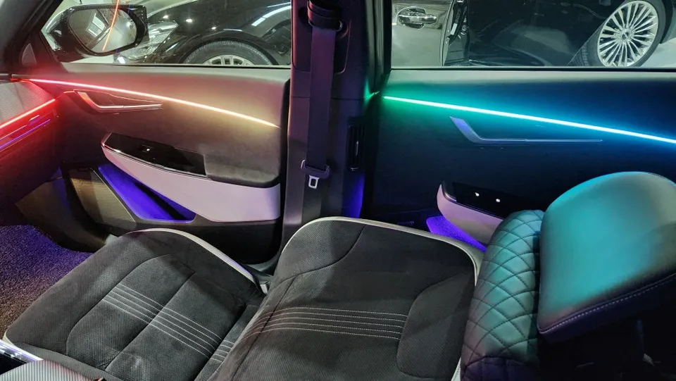 Kia EV6 ambient lighting - Kia EV6 Ambient Lighting Review: Cost & Installation photo 4