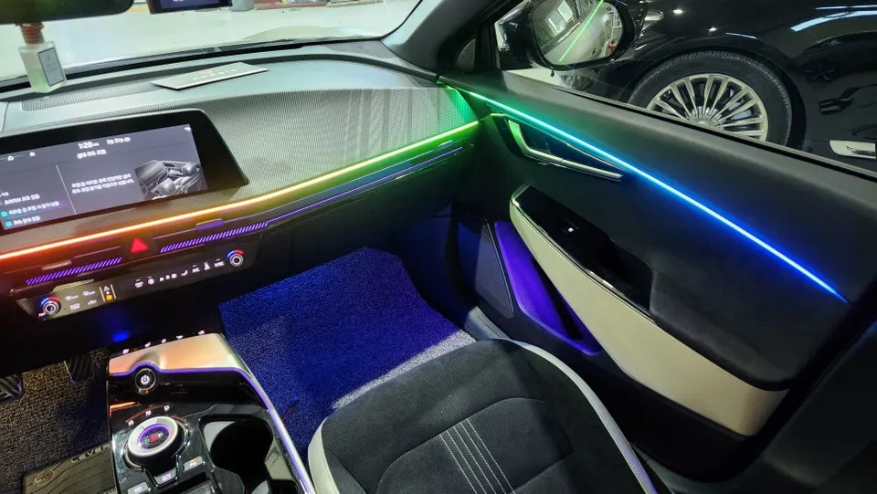 Kia EV6 ambient lighting - Kia EV6 Ambient Lighting Review: Cost & Installation photo 5