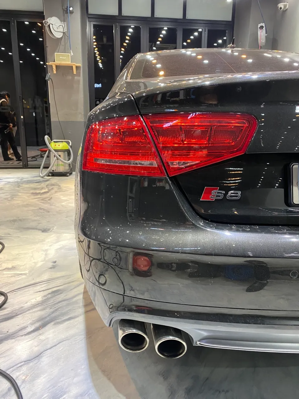 Audi S8 paint correction - Audi S8 Detailing & Paint Correction Review — Stunning Clarity photo 4