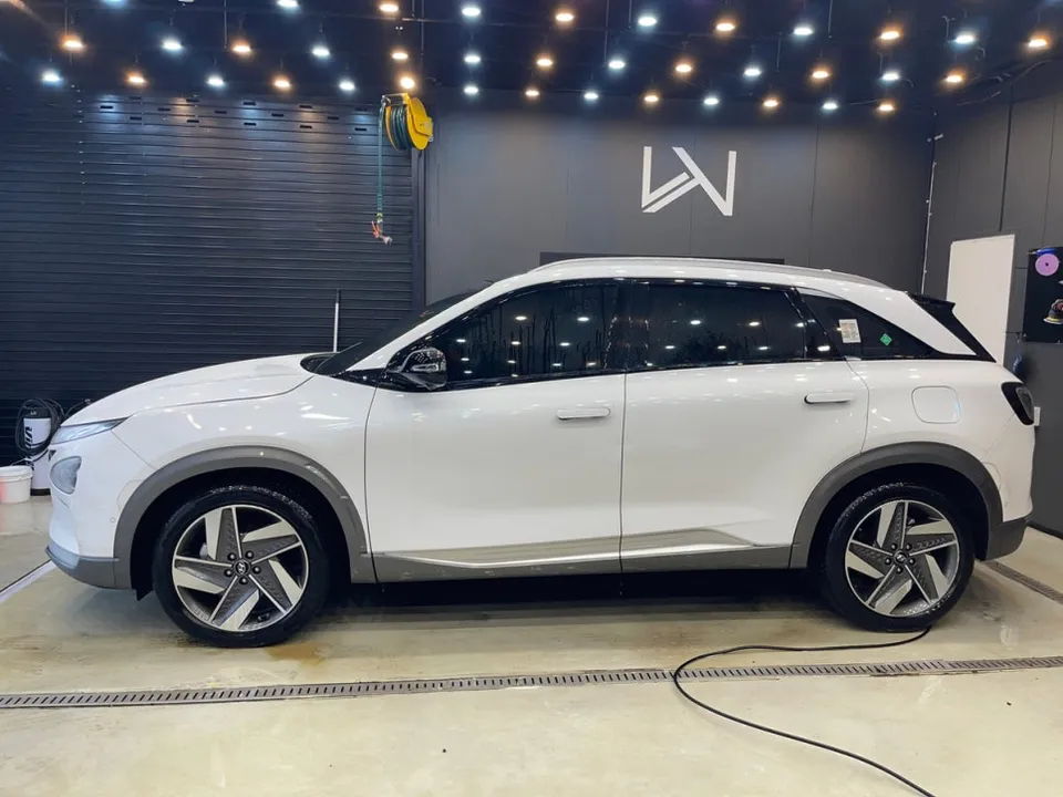 Hyundai Konaのガラスコーティング事例|費用目安と仕上がり 施工写真 3-1