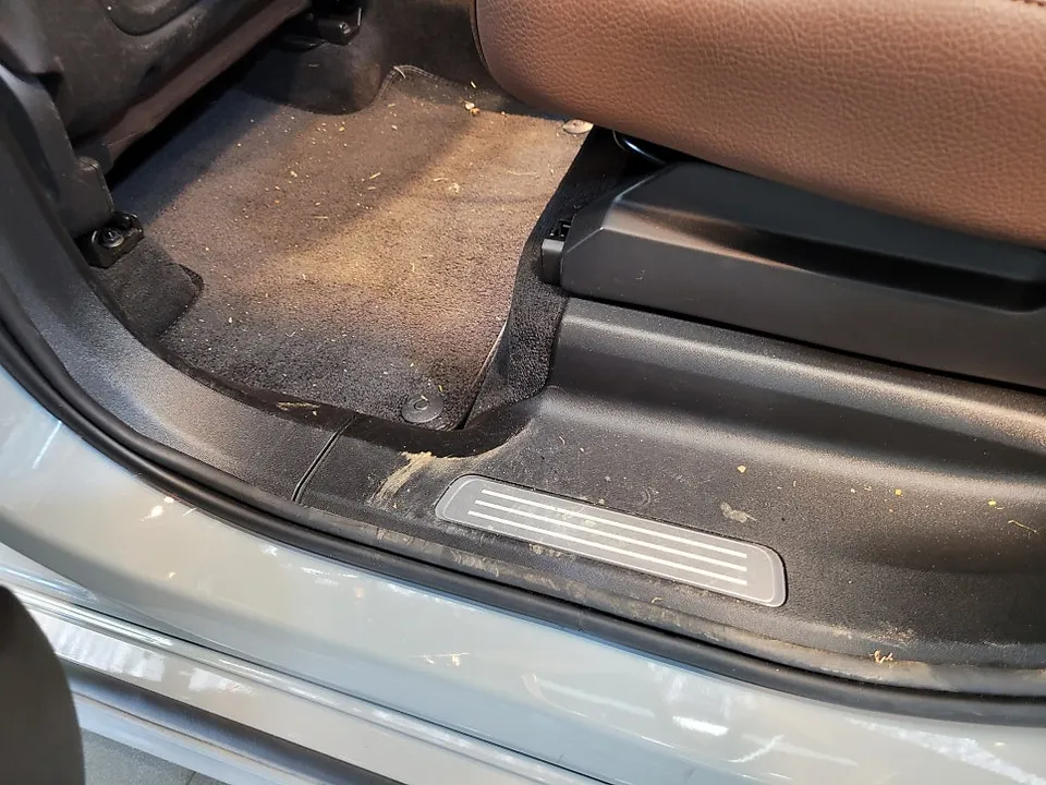 Volvo XC90 ceramic coating - Volvo XC90 Ceramic Coating Review - Deep Clean & Protection photo 3