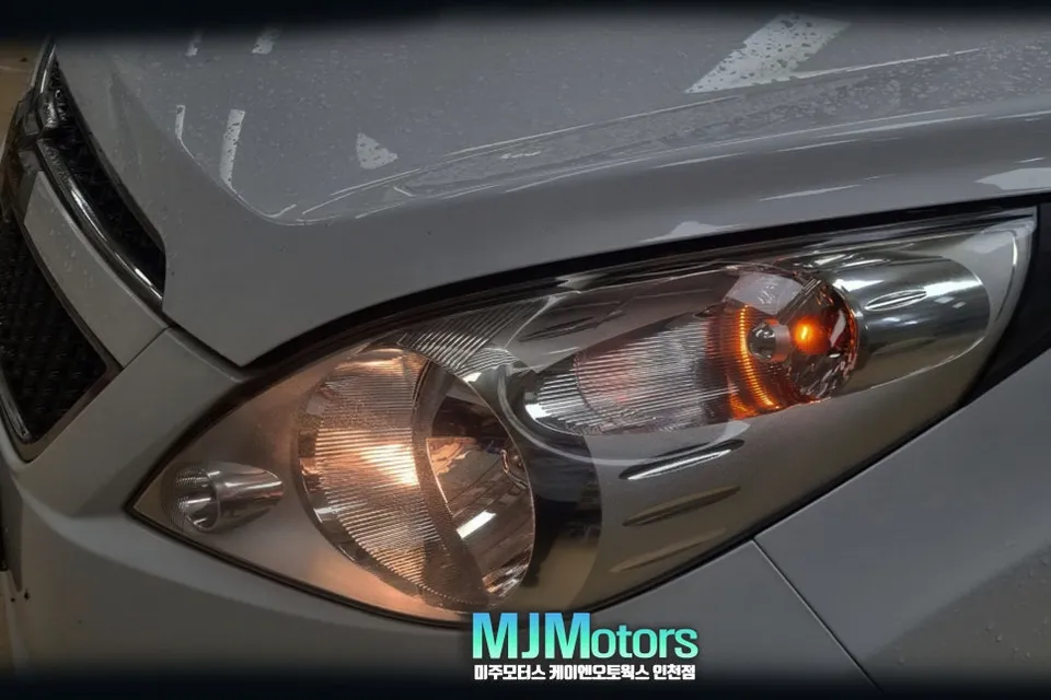 BMW M3 lighting upgrade - BMW M3 LED Lighting Upgrade Review — Before & After photo 3