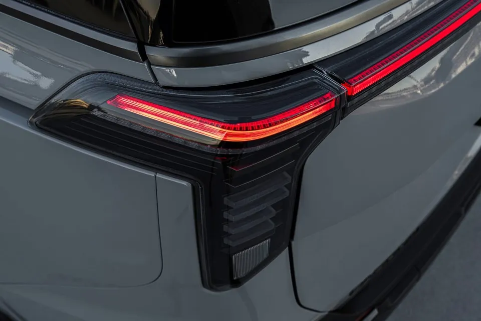 Kia Carnival KA4 Lighting Upgrade Review photo 4