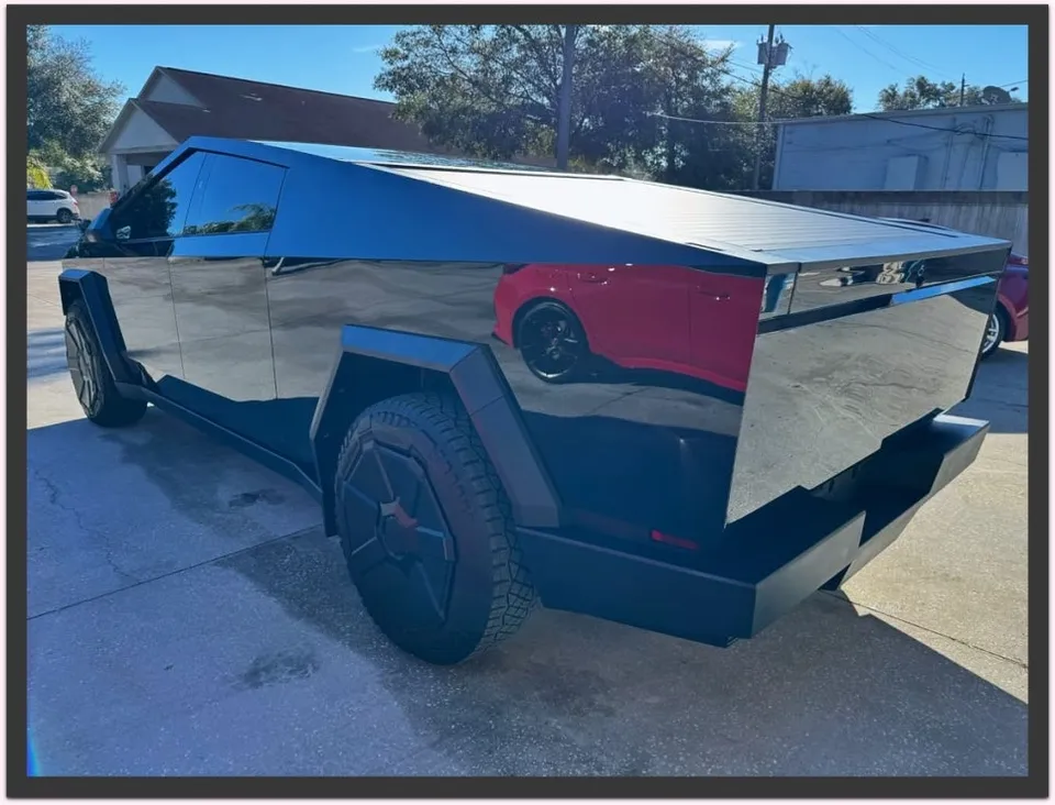 Tesla Cybertruck PPF施工事例|費用目安と仕上がり 施工写真 2-2