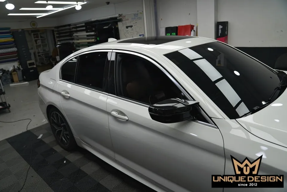 BMW 530i G30 vinyl wrap - BMW 530i G30 Chrome Delete Wrap Review — Subtle yet Striking Tran photo 3