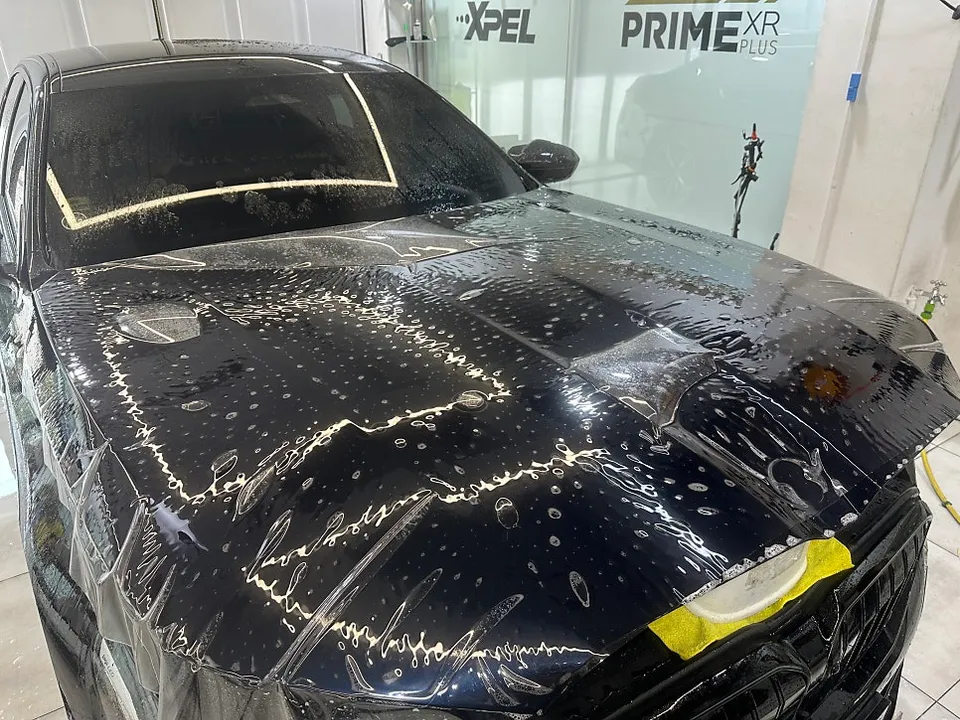 BMW 5 SeriesのPPF施工事例｜費用目安と仕上がり 施工写真 3-1