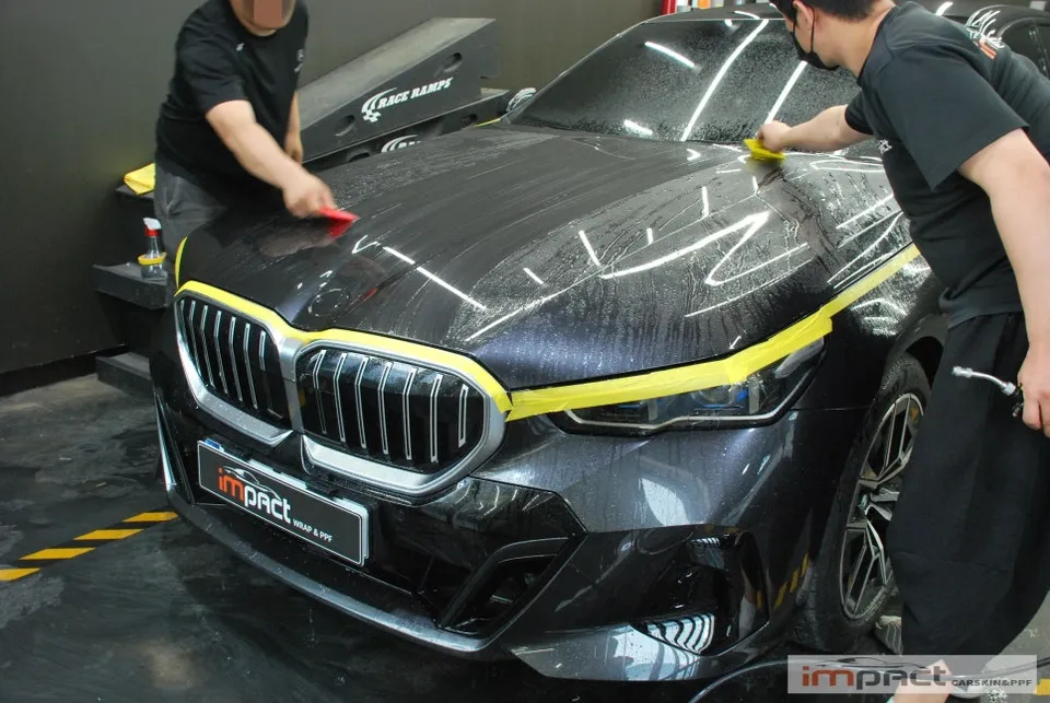 BMW 5 SeriesのPPF施工事例|費用目安と仕上がり 施工写真 3-1