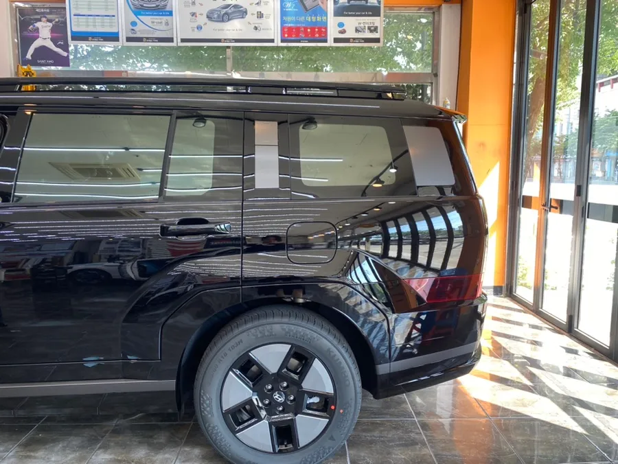 Hyundai Santa Fe MX5 Window Tinting Review — Cost & Results photo 2