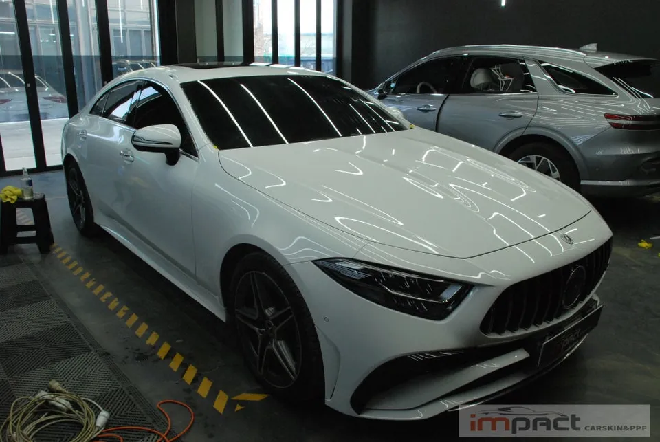 Mercedes-Benz CLSのカーラッピング事例｜費用目安・仕上がり 施工写真 2-1