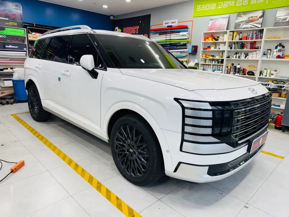 Hyundai Palisadeのホイールラッピング事例｜費用目安・仕上がり 施工写真 1-3