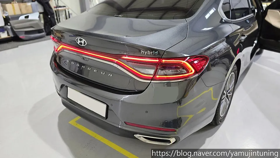 Hyundai Grandeur IG ambient lighting installation result