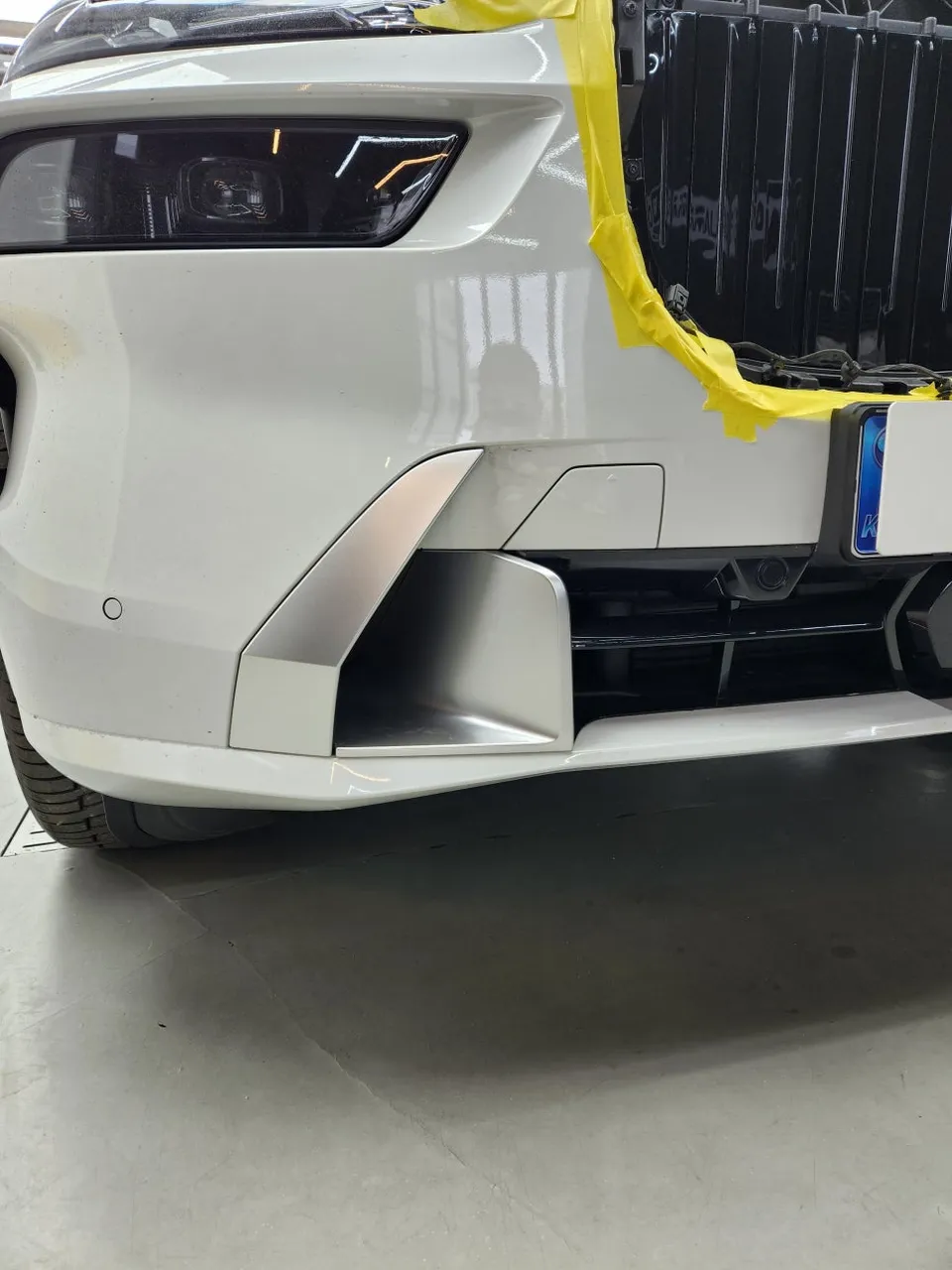 BMW X7 ppf - BMW X7 PPF & Chrome Delete Review — Enhanced Protection & Style photo 3