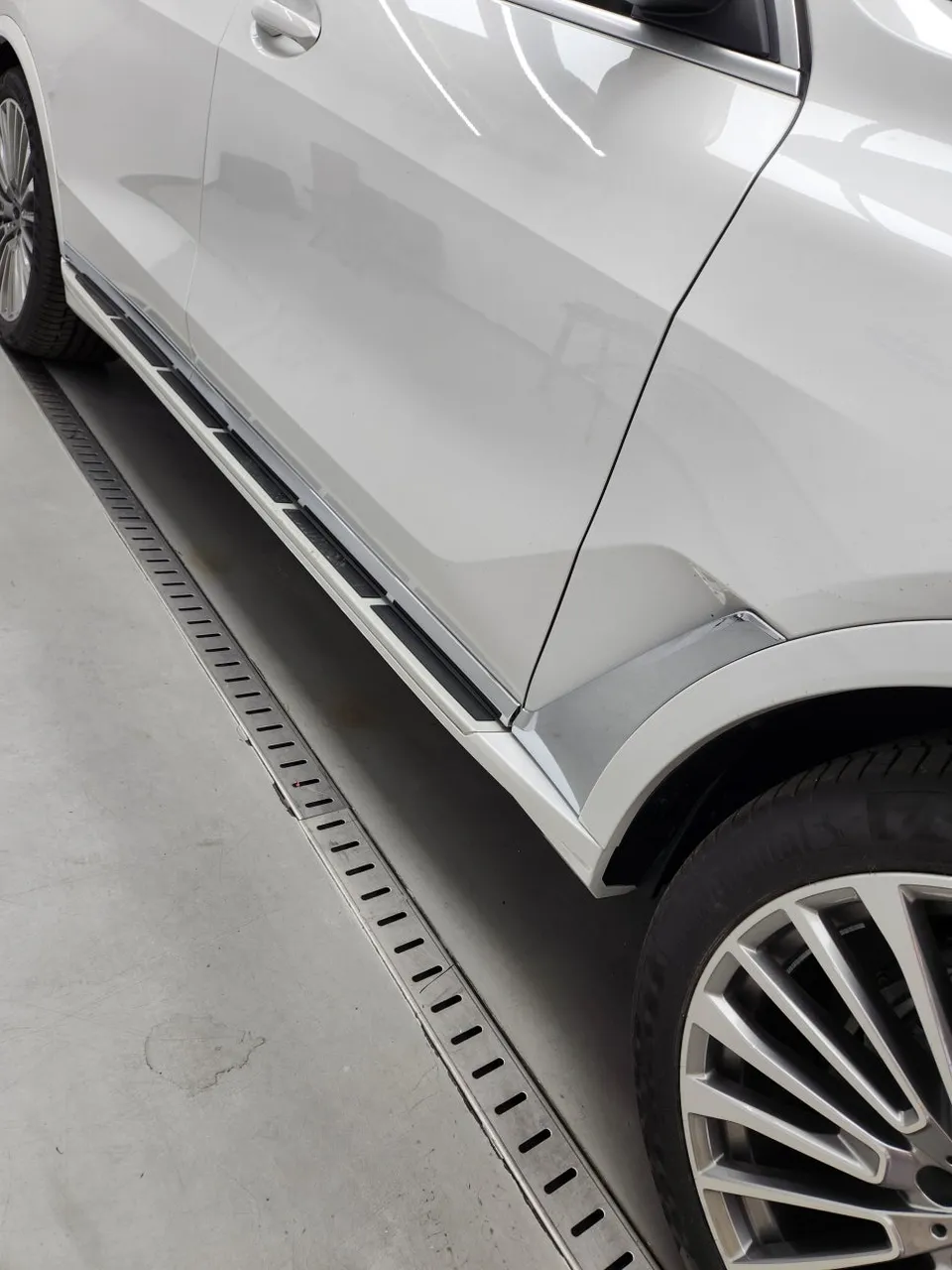 BMW X7 ppf - BMW X7 PPF & Chrome Delete Review — Enhanced Protection & Style photo 4