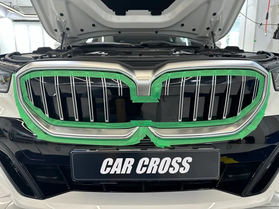 BMW G60 カーラッピング事例｜費用目安と仕上がり 施工写真 4-2