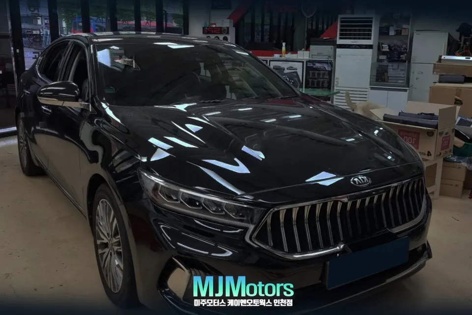 Kia K7 OEM Options Review — Convenience Upgrade Before