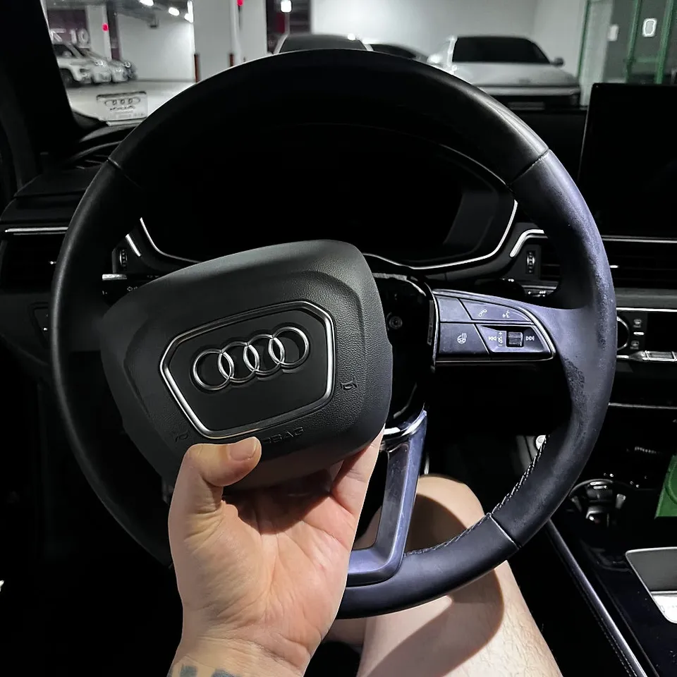 Audi A4 B10 steering wheel - Audi A4 Custom Steering Wheel Upgrade Review photo 5
