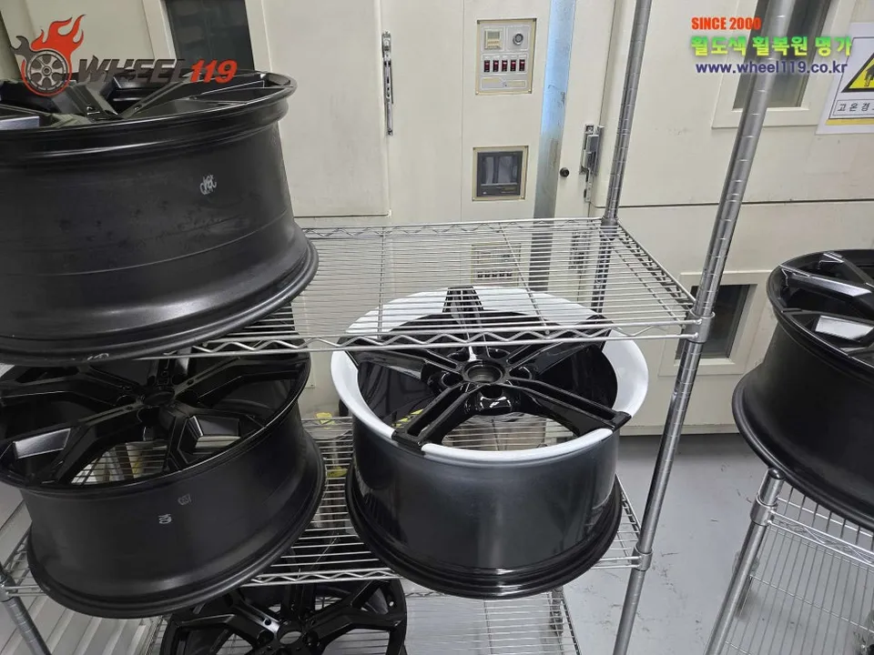BMW X6 wheel repair - BMW X6 Wheel Repair Review — Stunning Black Semi-Matte Finish photo 4
