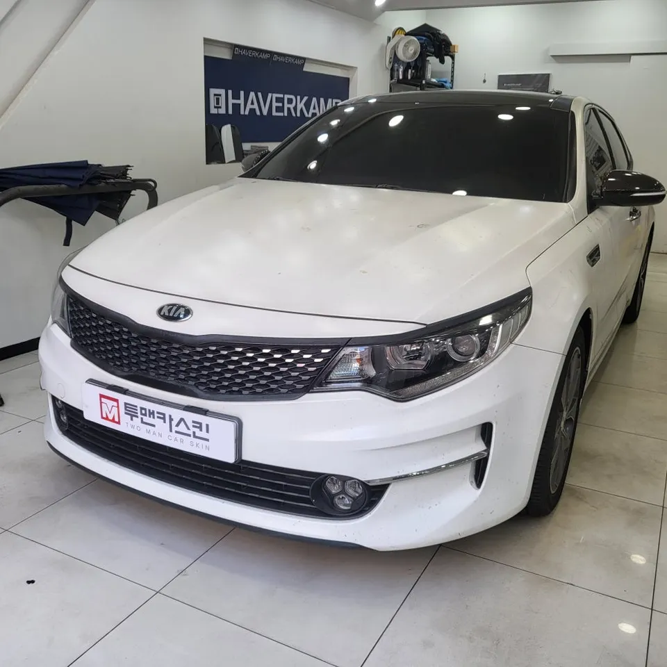 Kia K5のカーラッピング事例｜費用目安・仕上がり 施工写真 2-1