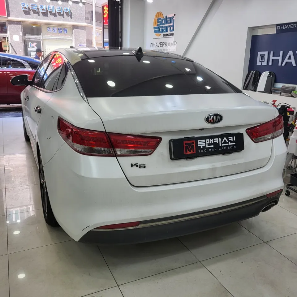 Kia K5のカーラッピング事例｜費用目安・仕上がり 施工写真 2-2