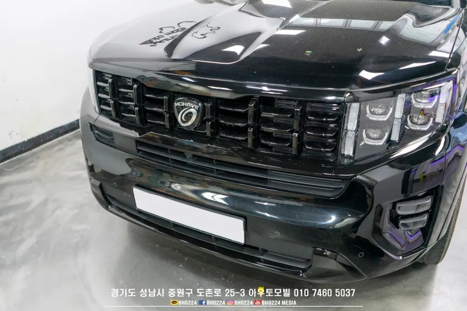 Kia Mohaveのカーラッピング事例|費用目安・仕上がり 施工写真 2-2