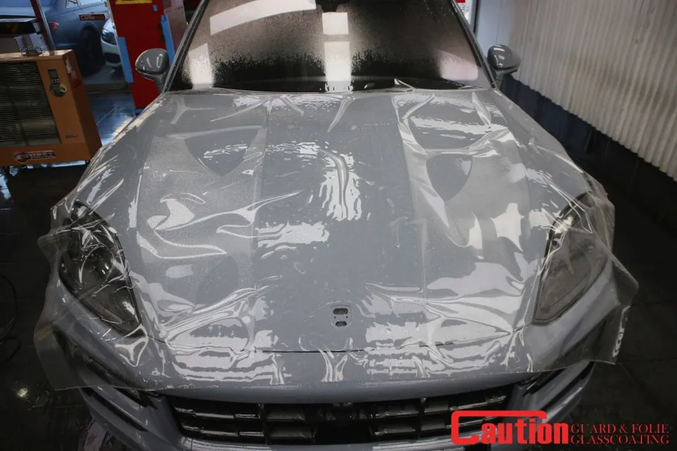 Porsche Cayenne PPF施工事例|費用目安と仕上がり 施工写真 3-1