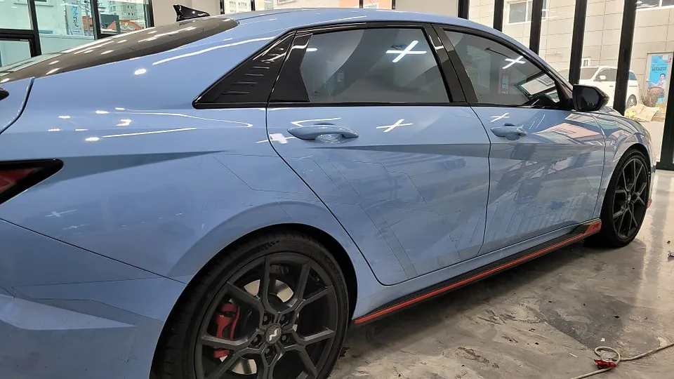 Hyundai Elantra vinyl wrap - Hyundai Elantra Vinyl Wrap Review: Double D Lab Results photo 3