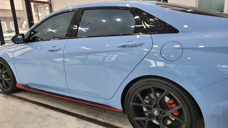 Hyundai Elantra vinyl wrap - Hyundai Elantra Vinyl Wrap Review: Double D Lab Results photo 4