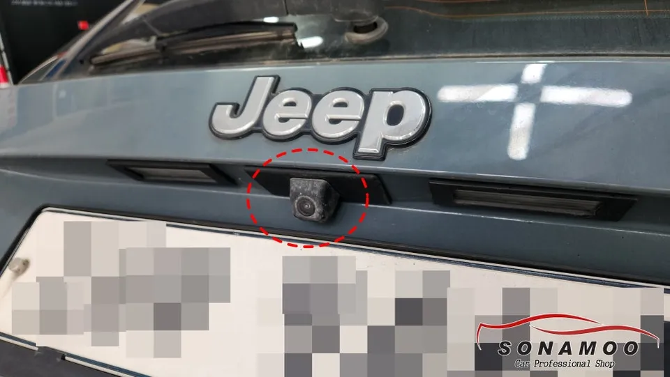 Jeep Renegade oem options - Jeep Renegade OEM Options Review: Camera Replacement photo 4
