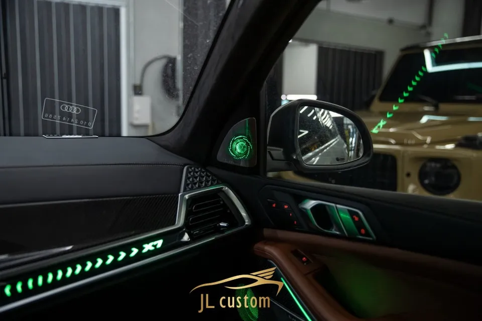 BMW X7 G07 ambient lighting - BMW X7 Ambient Lighting Upgrade Review: Enhanced Mood Lighting photo 4