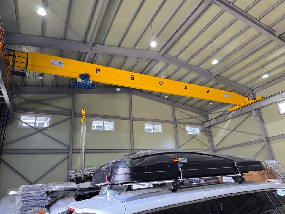 Kia Carnival car accessories - Kia Carnival Car Accessories Installation Review — Cost photo 3