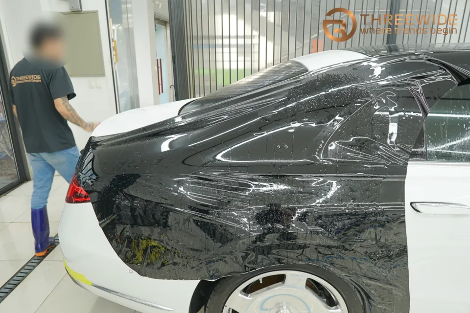 Mercedes-Benz S580 MaybachのPPF施工事例 施工写真 2-2