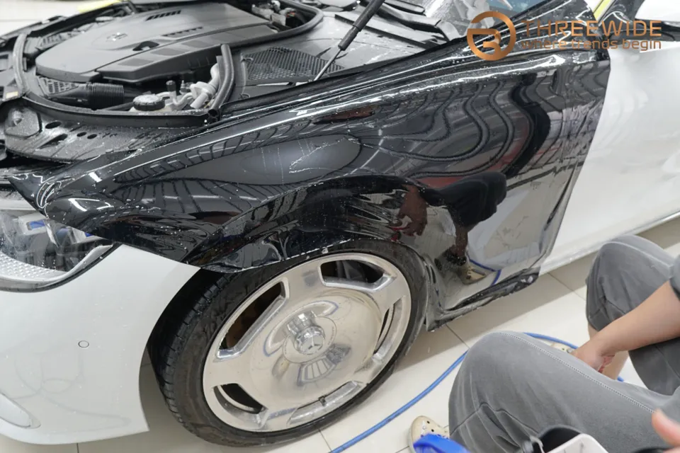 Mercedes-Benz S580 MaybachのPPF施工事例 施工写真 3-2