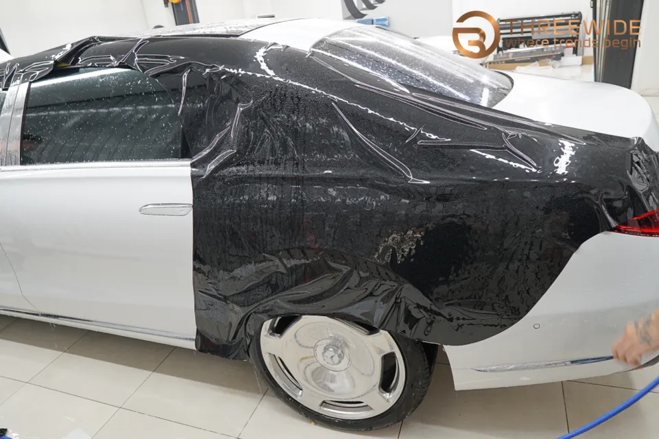 Mercedes-Benz S580 MaybachのPPF施工事例 施工写真 1-3