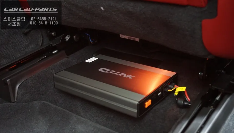 Porsche Panamera oem options - Porsche Panamera Rear Monitor Installation Review photo 6