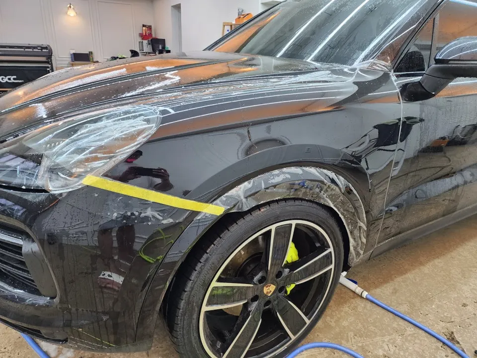 Porsche CayenneのPPF施工事例｜費用目安・仕上がり 施工写真 2-2
