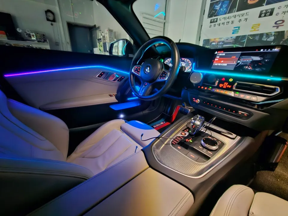 BMW Z4 ambient lighting - BMW Z4 Ambient Lighting Review — Cost & Results photo 3