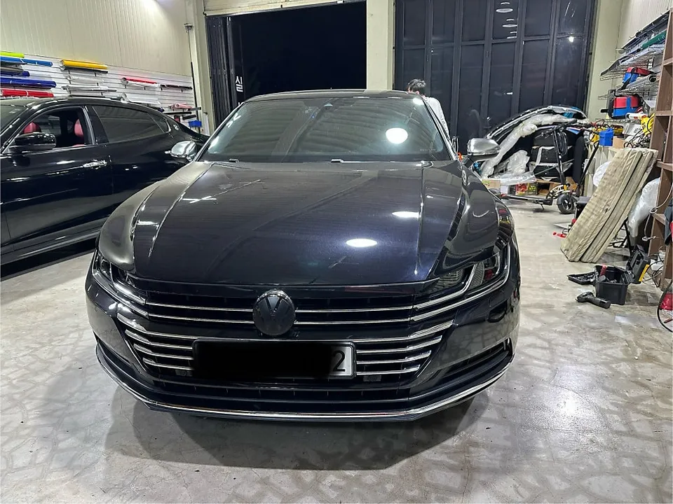 Volkswagen Arteon vinyl wrap installation result