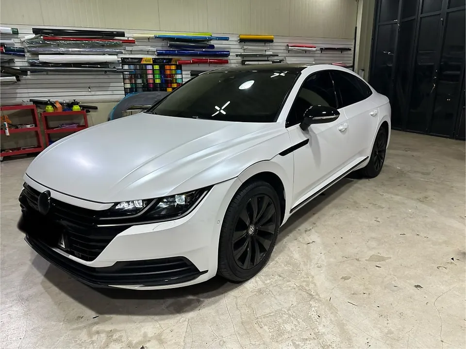 Volkswagen Arteonのカーラッピング事例 施工写真 1-2