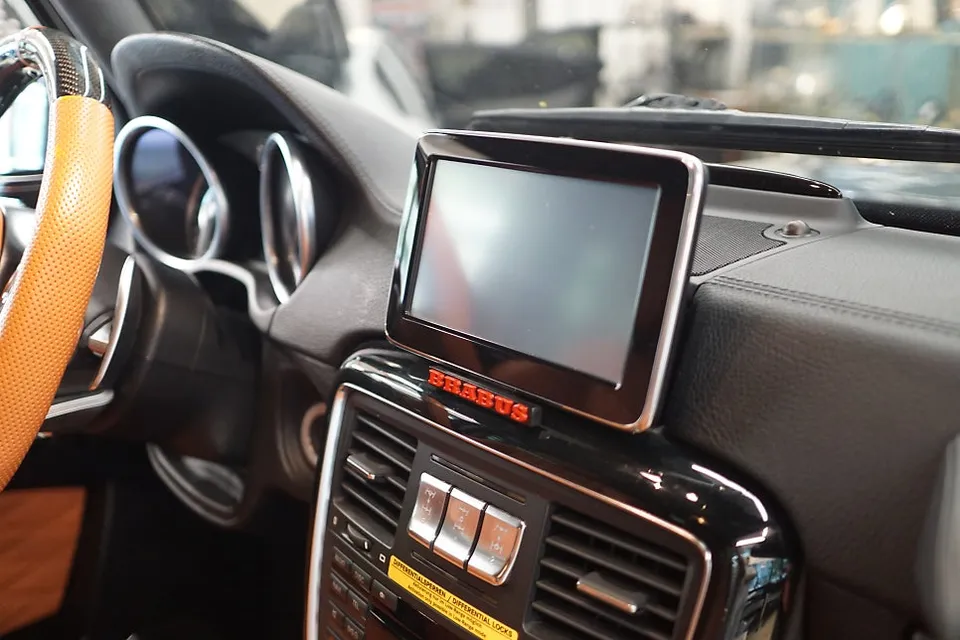 Mercedes-Benz G63 AMG oem options - Mercedes-Benz G63 AMG Oem Options Installation Review — Cost photo 3