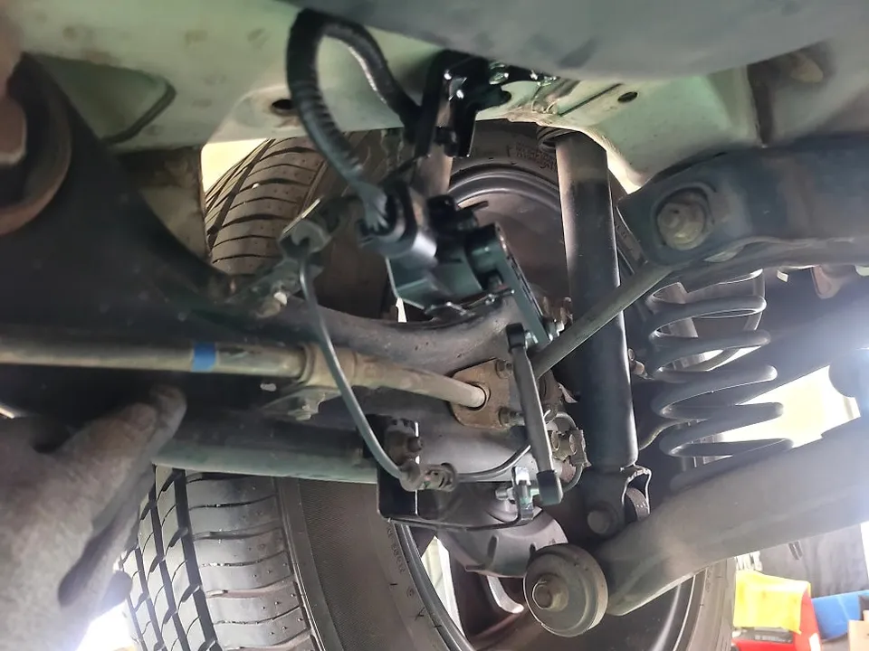 Kia Sportage R lighting upgrade - Kia Sportage R HID Lighting Upgrade Review — Enhanced Visibility photo 6