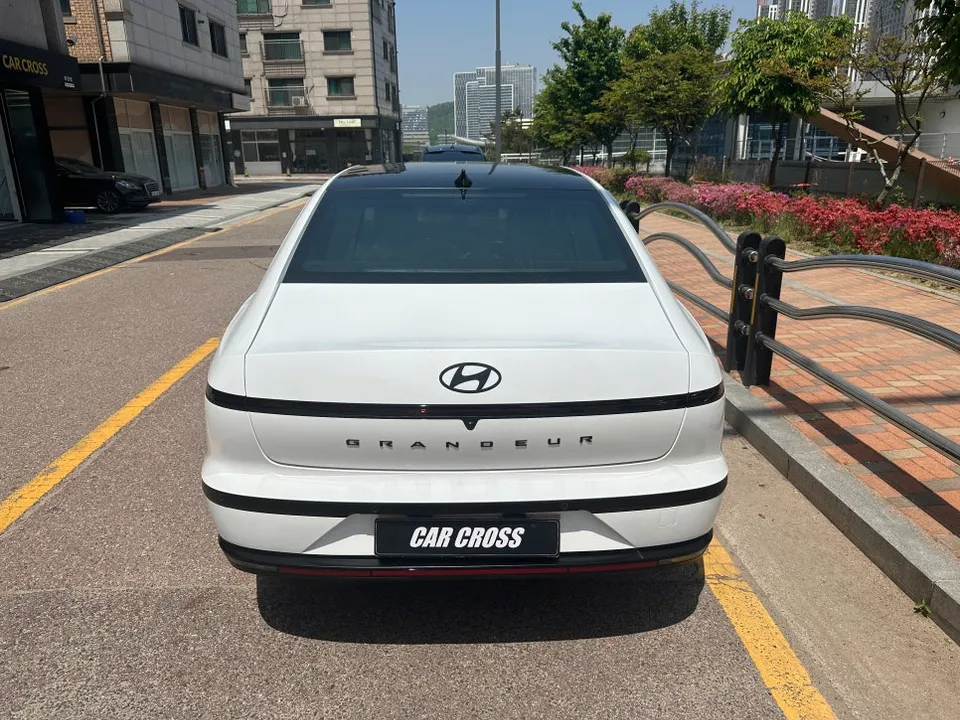 Hyundai Grandeur GN7 new car package - Hyundai Grandeur GN7 New Car Package Review photo 3