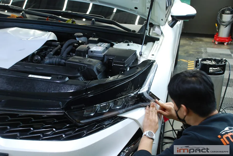 Kia K5のPPF施工事例|費用目安と仕上がり 施工写真 1-2