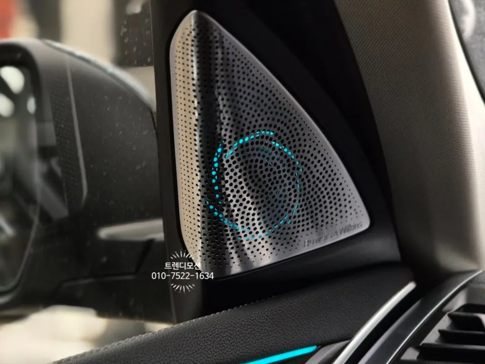 BMW X3 ambient lighting - BMW X3 Ambient Lighting Review: Cost & Results photo 4