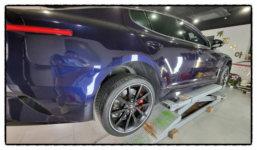 Kia Stingerのホイールリペア・塗装事例 施工写真 3-2
